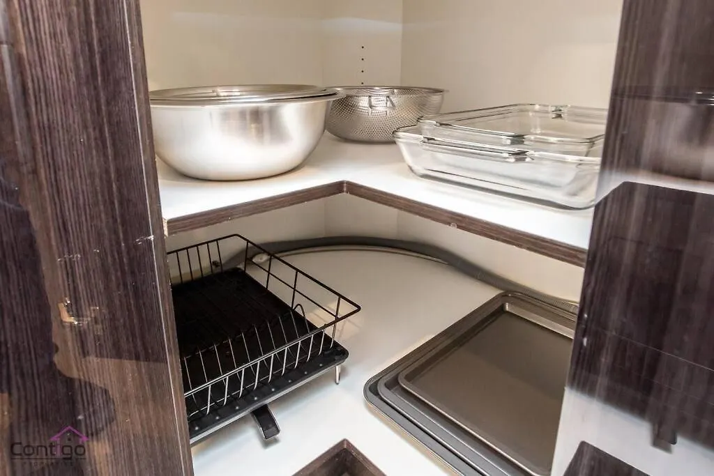 La Maison, Near University & Dt, 2Br Bsmt Suite, King Bed! Edmonton