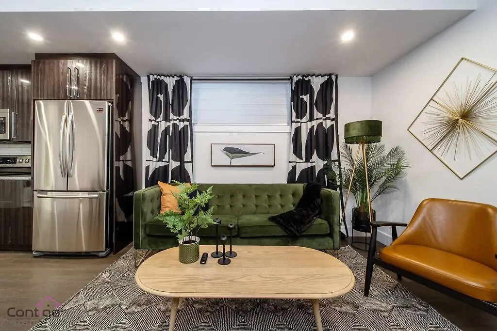 Apartment La Maison, Near University & Dt, 2Br Bsmt Suite, King Bed! Edmonton